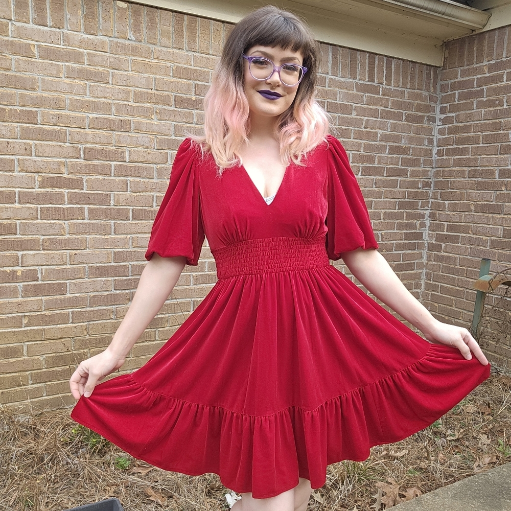 Antonio Melani Thelma Short Bubble Sleeve V-Nneck Smocked Waist Red Velvet Dress